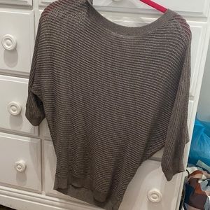 Express 3/4 sleeve shirt